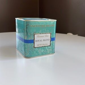 Fortunum & Mason tea tin